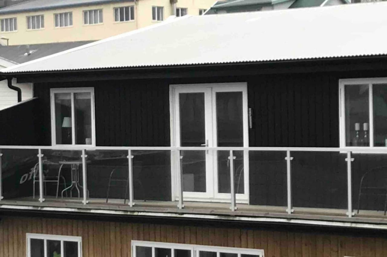Private Spacious Home In City Center Klaksvík Exteriér fotografie